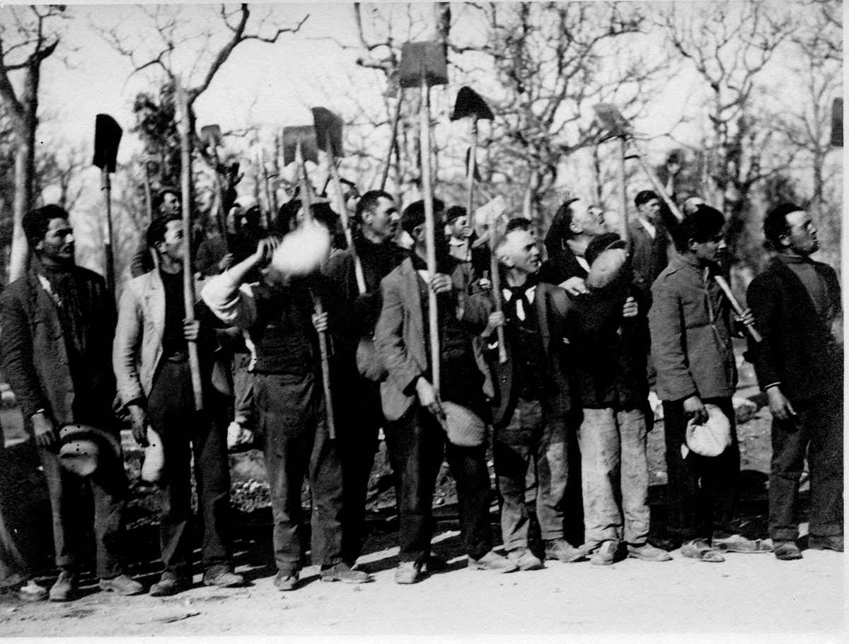 Rapporto dei Segretari federali tenuto da SE Starace a Littoria